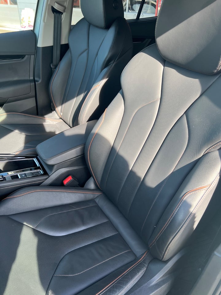 Skoda Enyaq 80 iV Suite 5d