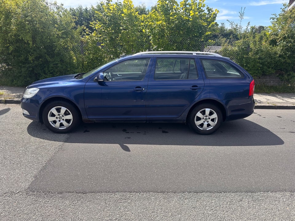 Skoda Octavia 1,4 TSi 122 Ambiente Combi 5d