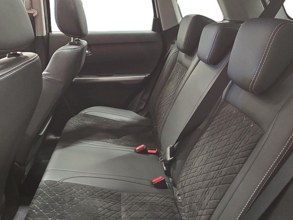 Suzuki Vitara 1,4 mHybrid Adventure aut. 5d