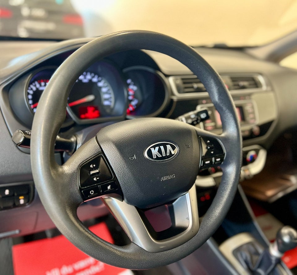 Kia Rio 1,2 CVVT Base 3d