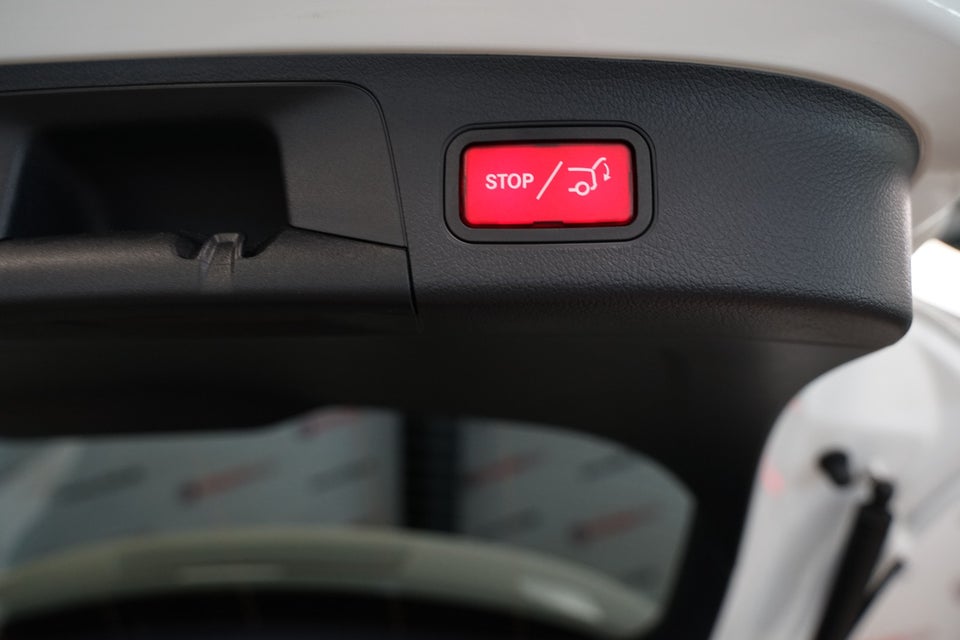 Mercedes EQA300 Progressive 4Matic 5d