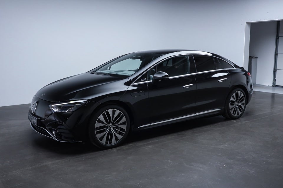 Mercedes EQE350 AMG Line 4d