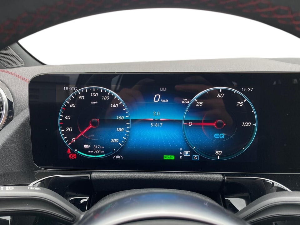 Mercedes EQA300 AMG Line 4Matic 5d