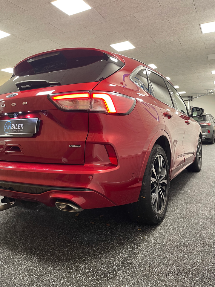 Ford Kuga 2,5 PHEV ST-Line X CVT 5d