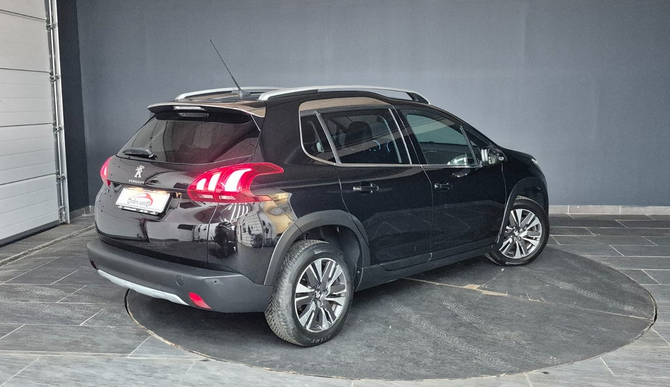 Peugeot 2008 1,6 BlueHDi 100 Allure Sky 5d