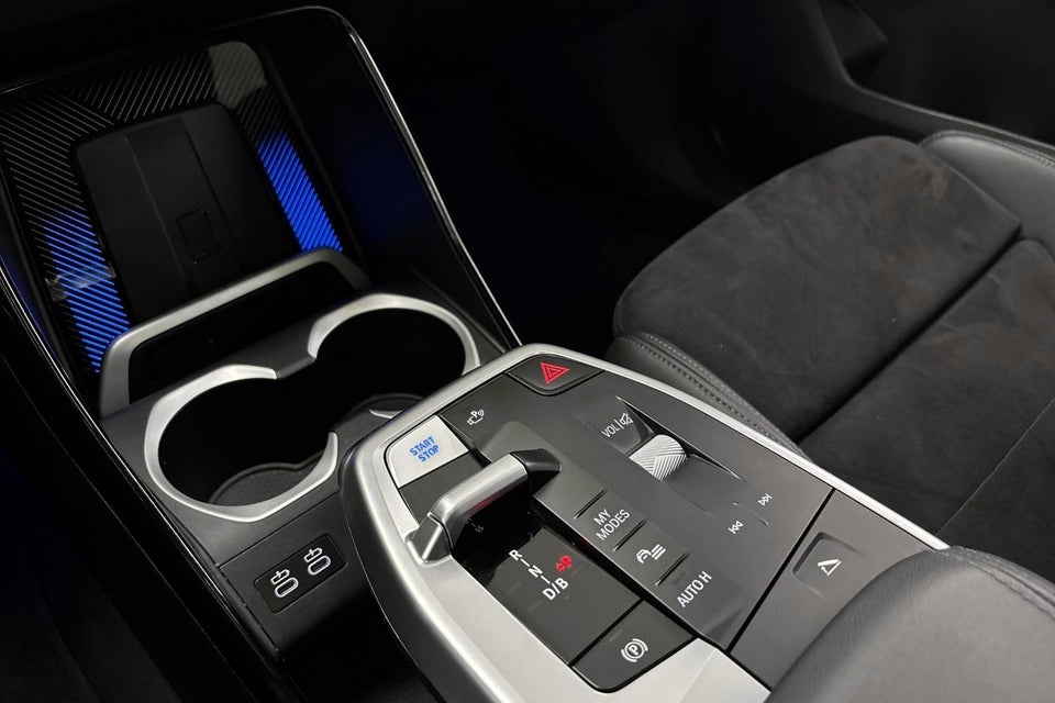 BMW iX1 eDrive20 M-Sport 5d