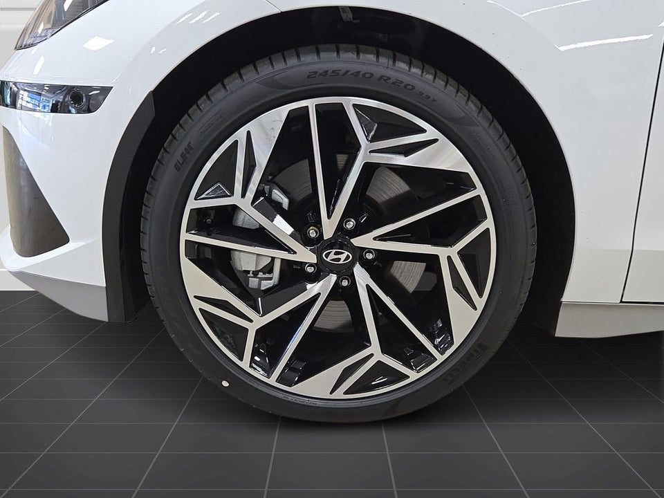 Hyundai Ioniq 6 77 Ultimate AWD 4d