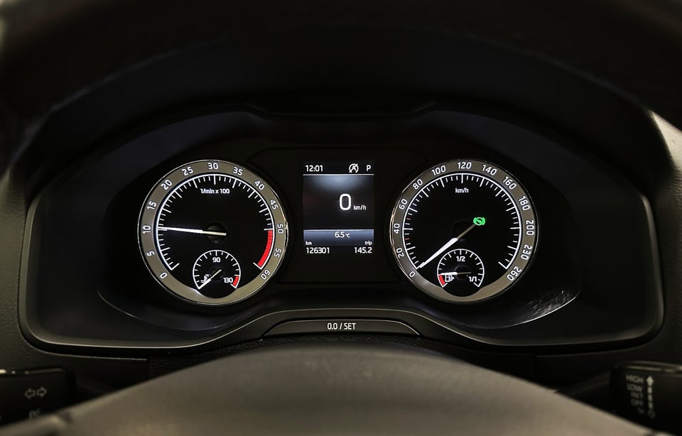 Skoda Karoq 1,6 TDi 115 Ambition DSG 5d