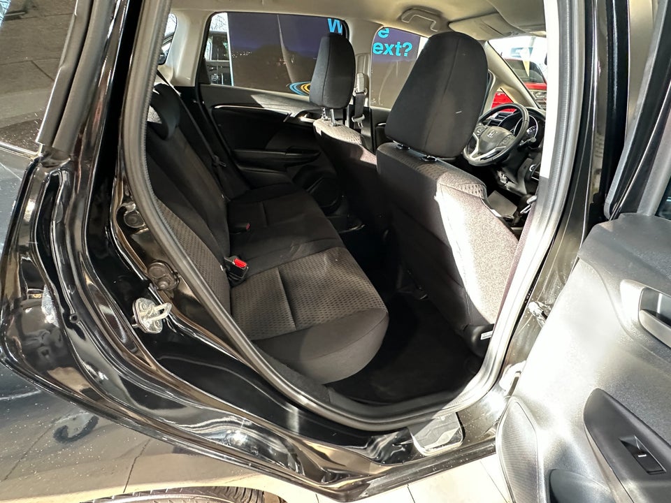 Honda Jazz 1,3 i-VTEC Elegance CVT 5d