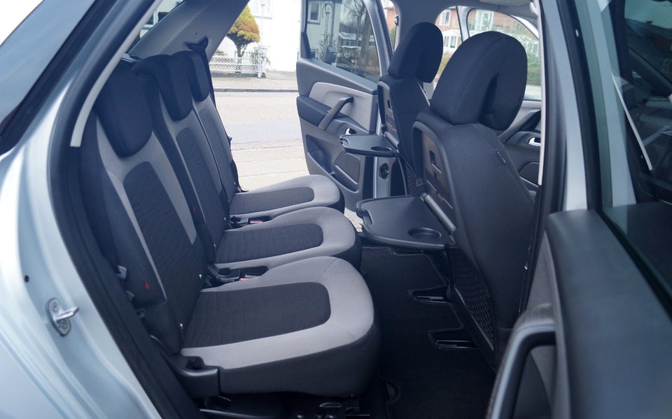 Citroën C4 Picasso 1,6 BlueHDi 120 Intensive EAT6 5d