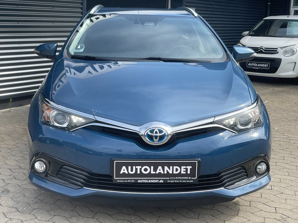 Toyota Auris 1,8 Hybrid H2 Spirit Touring Sports CVT 5d