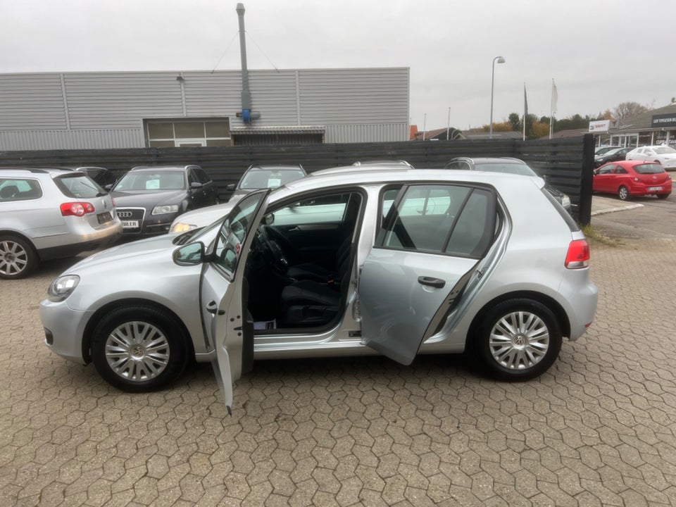 VW Golf VI 1,2 TSi 105 Comfortline BMT 5d