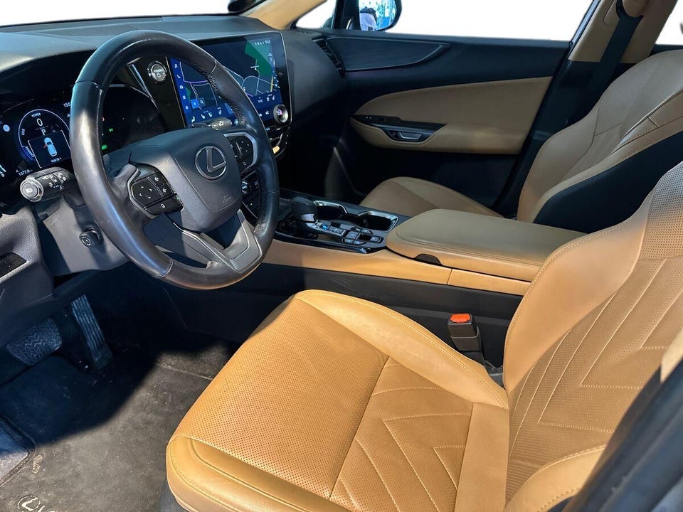 Lexus NX450h+ 2,5 Luxury aut. AWD 5d