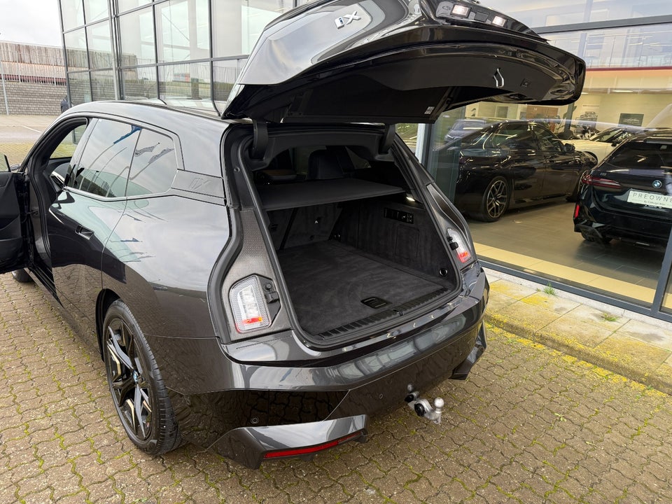 BMW iX xDrive50 Supercharged 5d