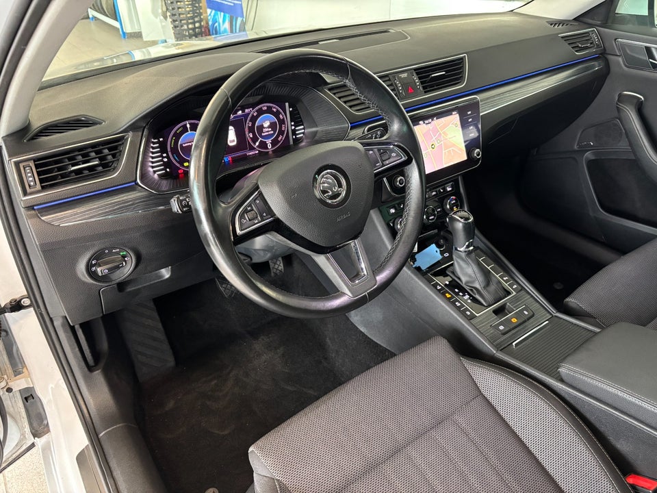 Skoda Superb 1,4 TSi iV Combi DSG 5d