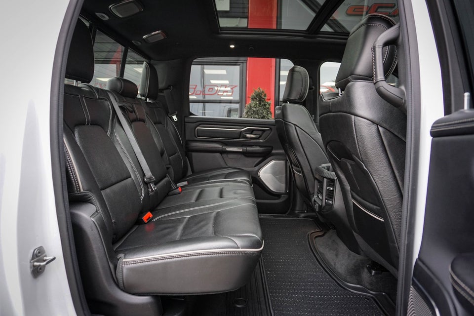 Dodge RAM 1500 5,7 V8 Hemi Limited aut. 4d