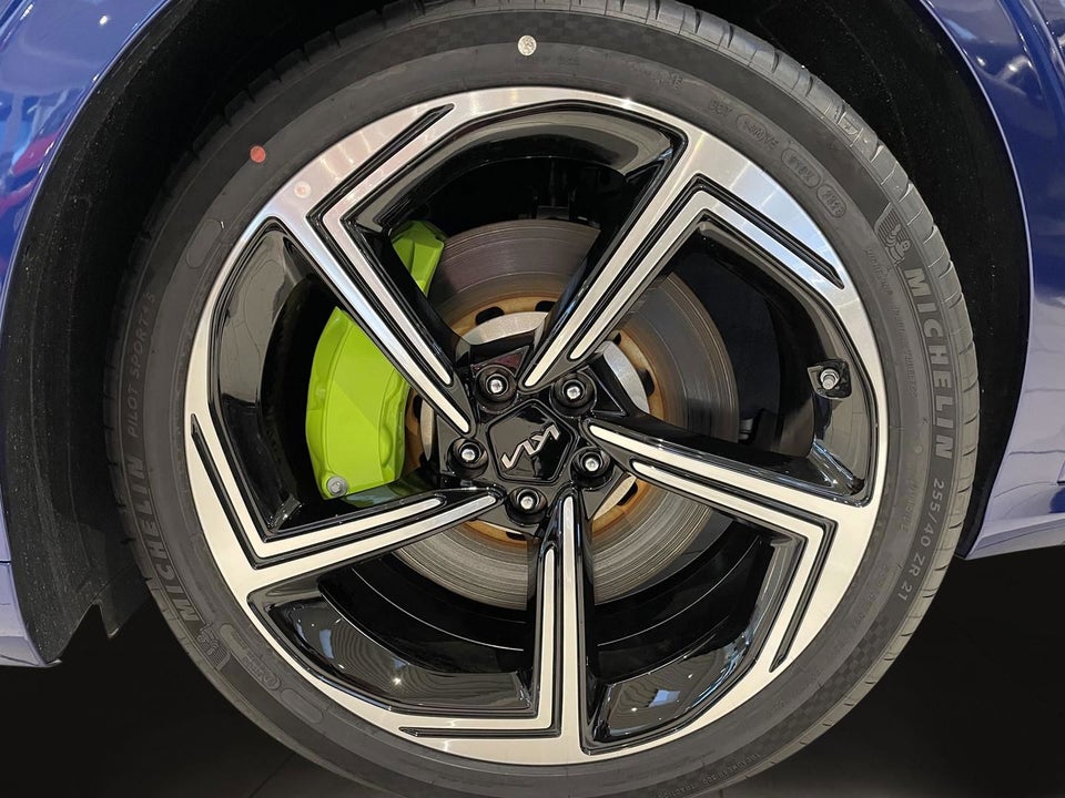 Kia EV6 77 GT Performance AWD 5d