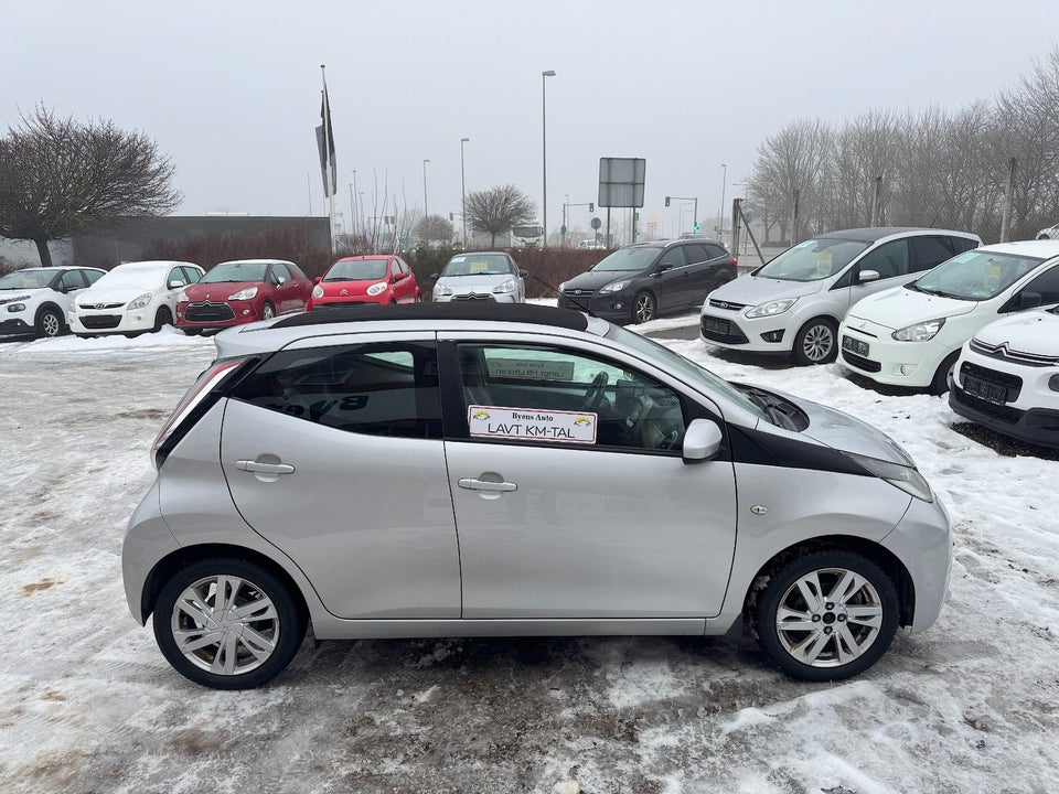 Toyota Aygo 1,0 VVT-i x-sky 5d