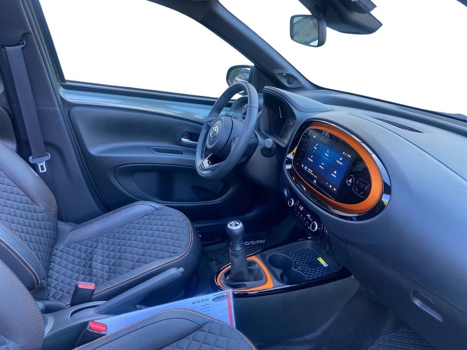 Toyota Aygo X 1,0 Air Envy 5d