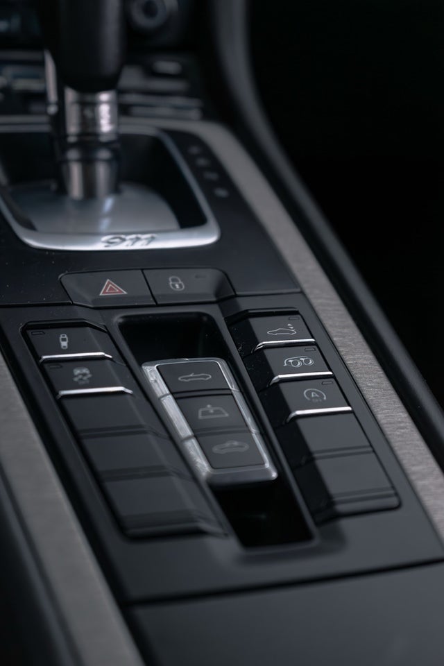 Porsche 911 Carrera 4S 3,0 Cabriolet PDK 2d