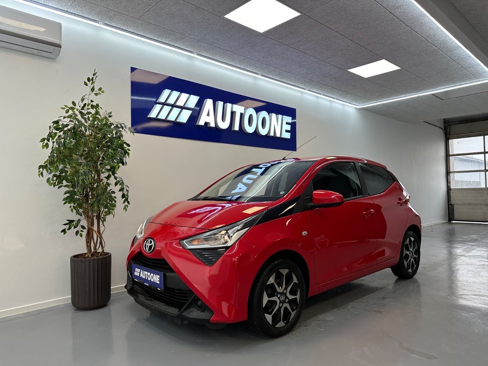 Toyota Aygo 1,0 VVT-i x-play 5d