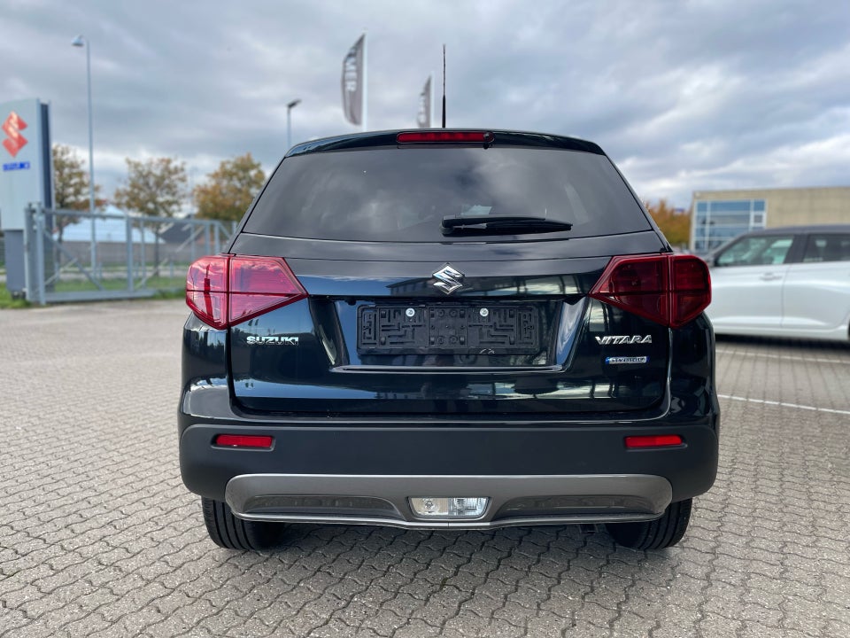 Suzuki Vitara 1,4 mHybrid Active 5d