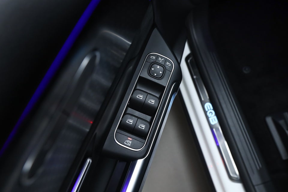 Mercedes EQB250+ AMG Advance 5d