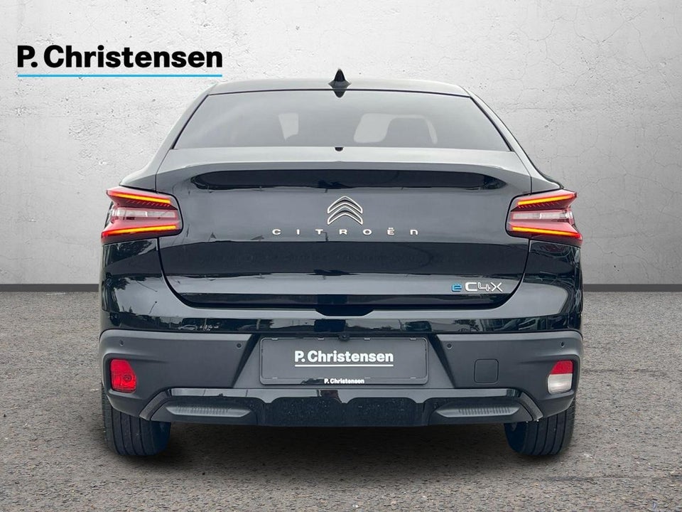 Citroën ë-C4 X 50 Shine 4d