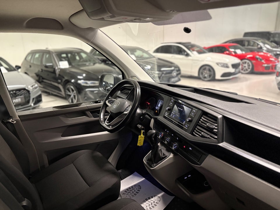 VW Transporter 2,0 TDi 150 Kassevogn DSG kort
