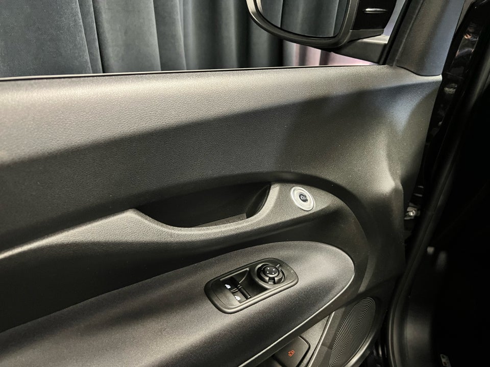 Fiat 500e 42 Icon 3d