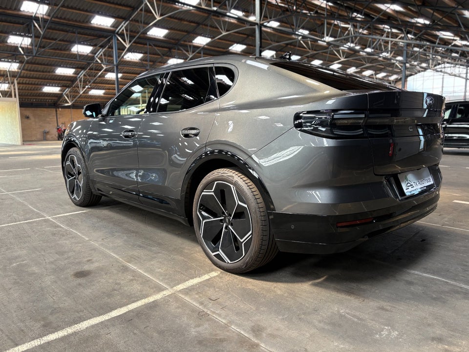 Ford Capri 77 Premium Extended Range 5d