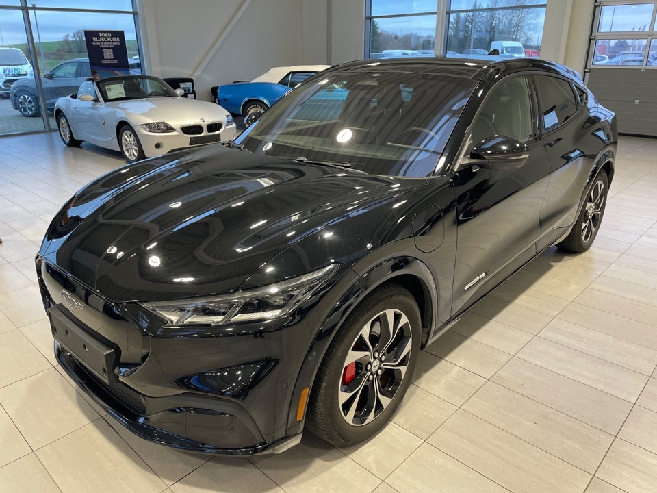 Ford Mustang Mach-E 98 Premium Extended Range AWD 5d