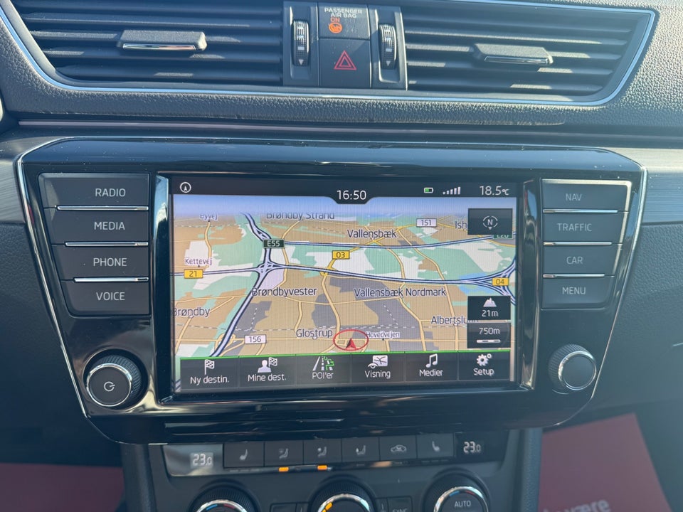 Skoda Superb 2,0 TDi 150 Style DSG 5d