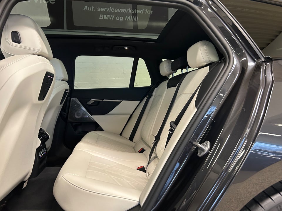 BMW i5 eDrive40 Touring Fully Charged M-Sport 5d