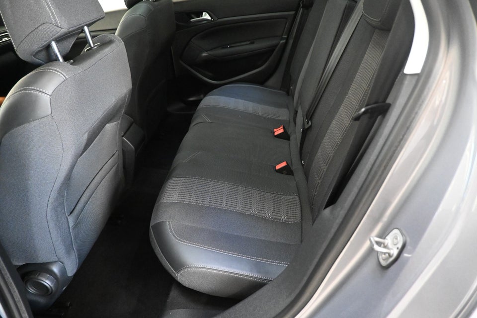 Peugeot 308 1,5 BlueHDi 130 Allure+ Sky SW 5d