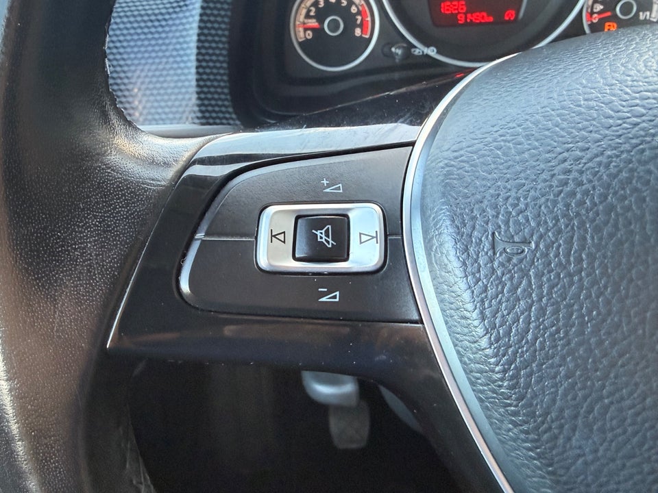 VW Up! 1,0 MPi 60 Move Up! BMT 5d
