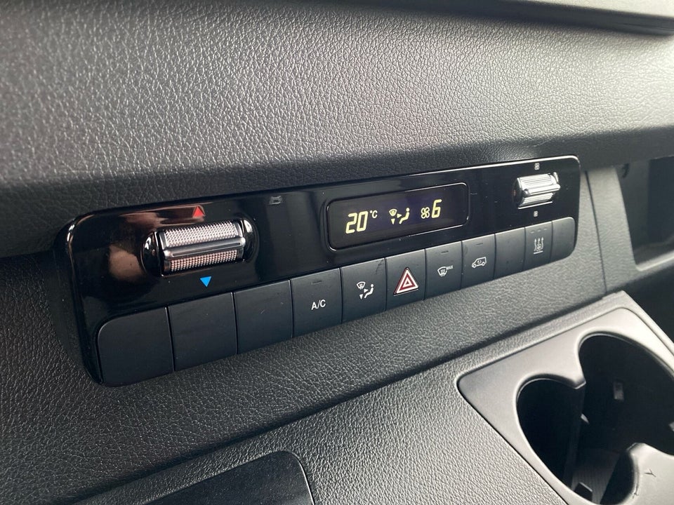 Mercedes Sprinter 319 2,0 CDi A2 Kassevogn SELECT aut. AWD