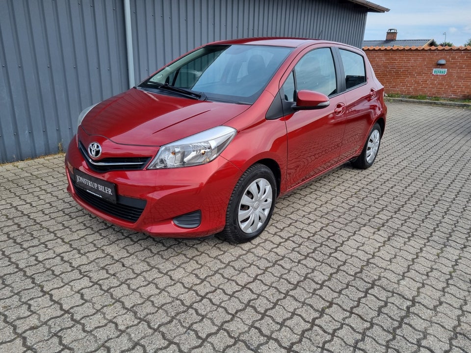 Toyota Yaris 1,3 VVT-i T2 Style 5d