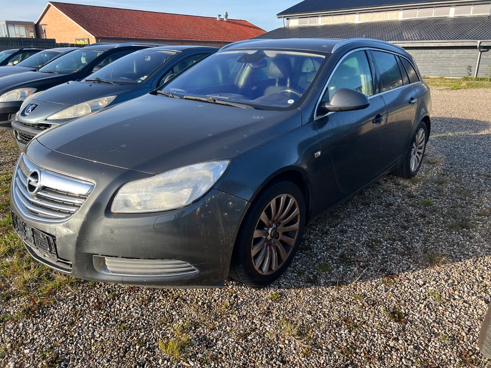 Opel Insignia 2,0 CDTi 130 Cosmo Sports Tourer 5d