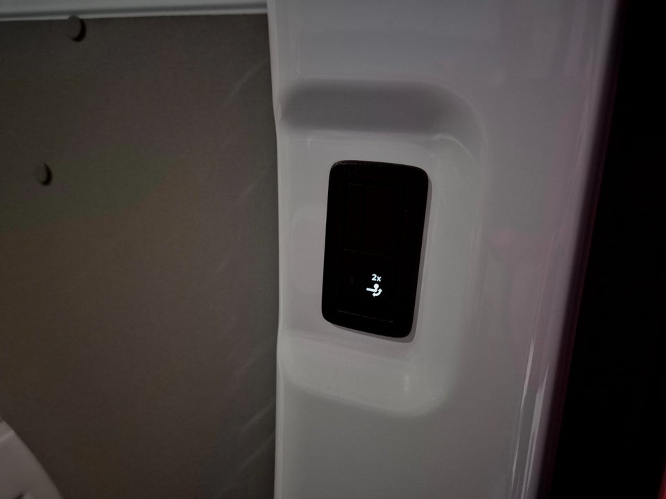 VW e-Transporter Comfort Kassevogn LWB