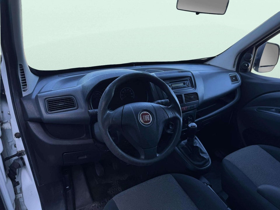 Fiat Doblò Cargo 1,3 MJT Basic L2 4d