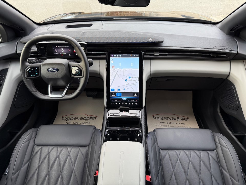 Ford Explorer 82 Premium Extended Range 5d