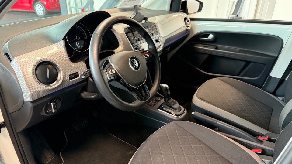 VW e-Up! Move Up! 5d