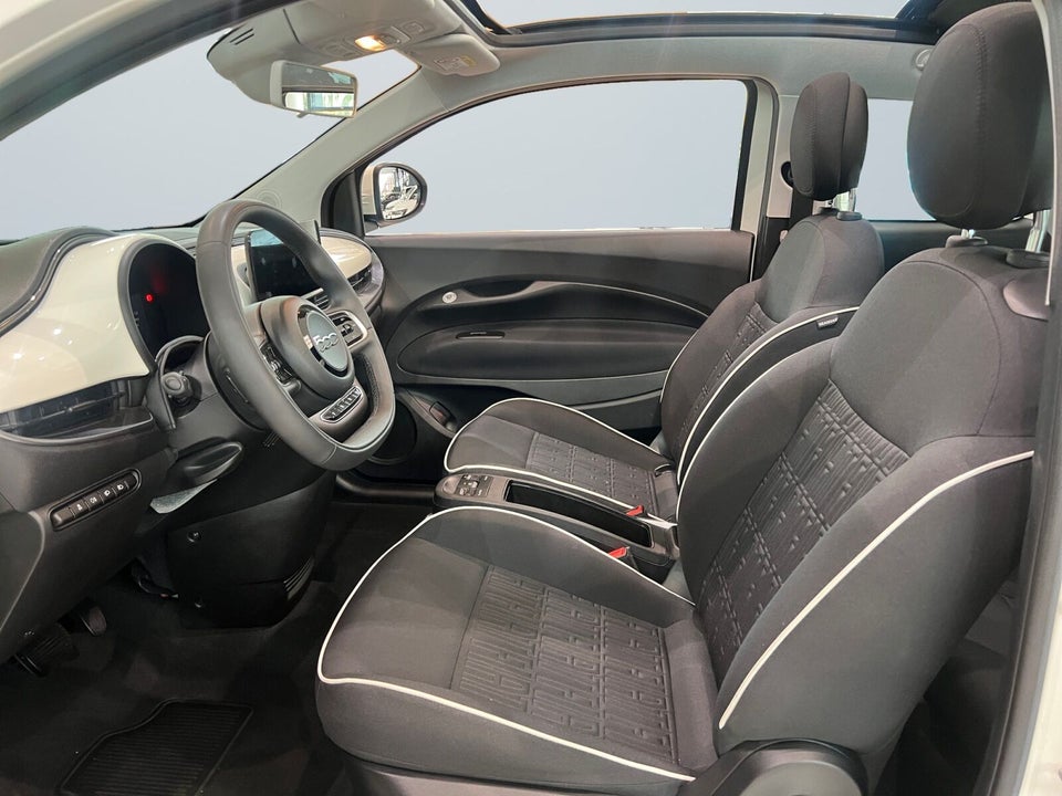 Fiat 500e 42 Icon Cabrio 2d