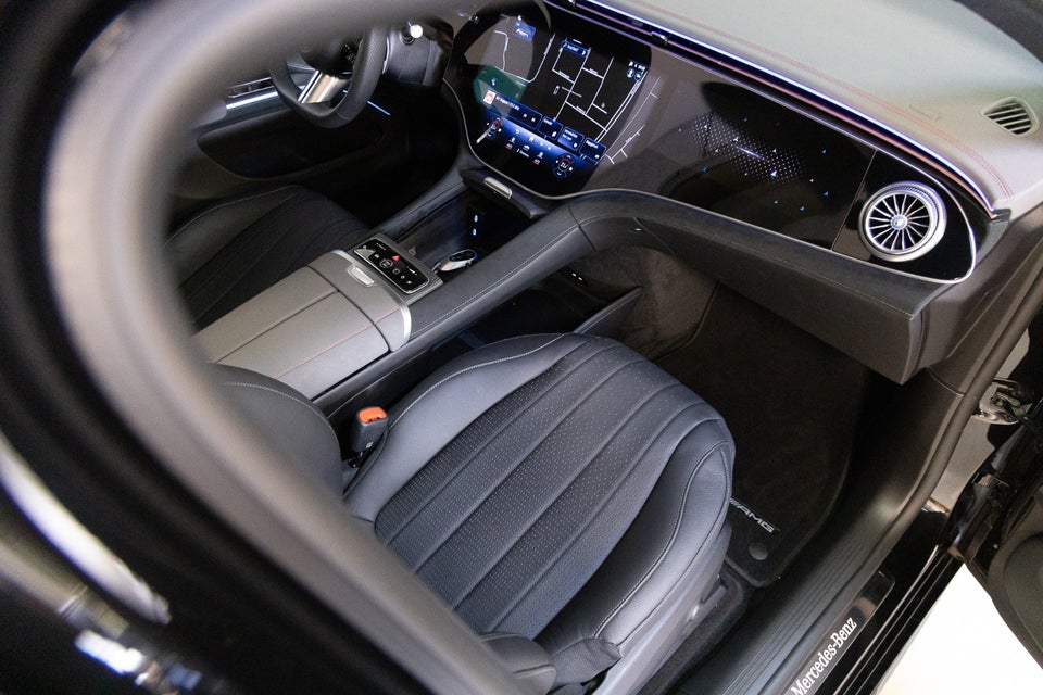 Mercedes EQS450+ SUV AMG Line 7prs 5d