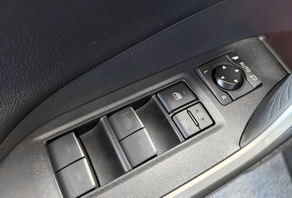 Toyota RAV4 2,5 Plug-in Hybrid H3 AWD-i 5d