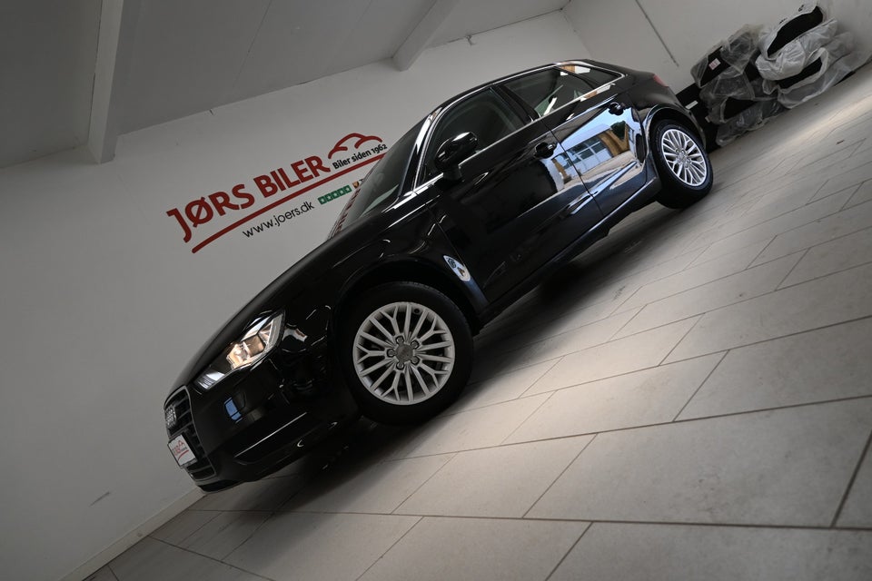 Audi A3 1,4 TFSi 150 Ambiente Sportback S-tr. 5d