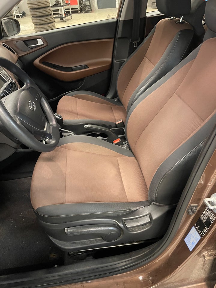 Hyundai i20 1,1 CRDi 75 Active Eco 5d