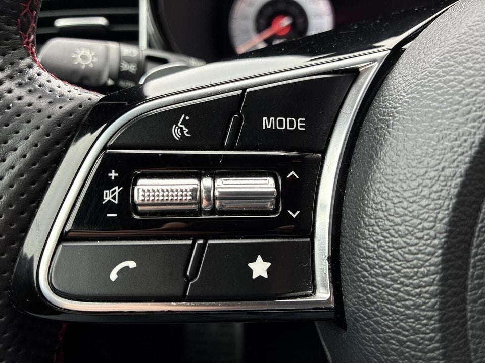 Kia ProCeed 1,6 T-GDi GT DCT 5d