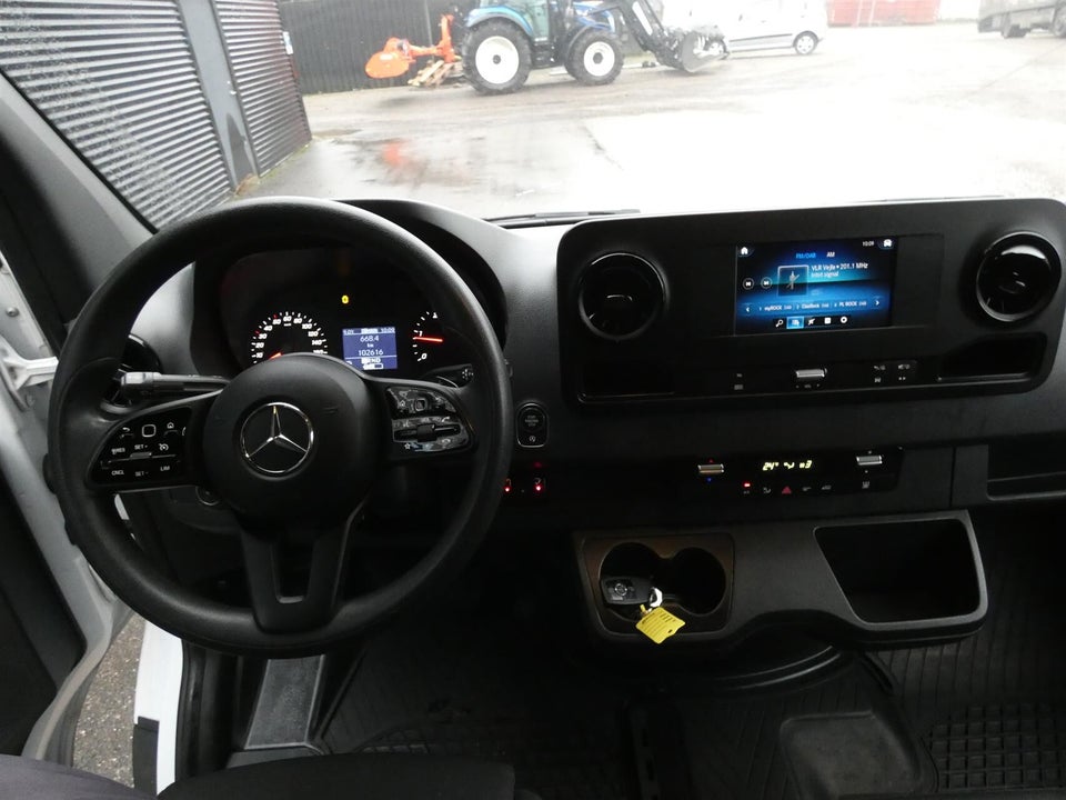 Mercedes Sprinter 317 2,0 CDi Alukasse m/lift aut. RWD 2d